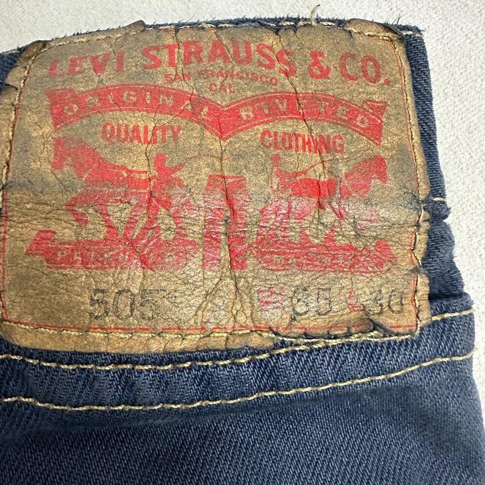 Levis 505 Mens Blue Jeans 38x30 Cotton Denim Frayed Hem Classic Fit - Picture 6 of 9